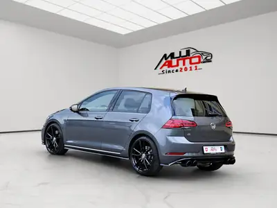VW Golf 2.0 TSI R 4Motion DSG — Sportive 310 ch, transmission intégrale, service frais — vista posteriore