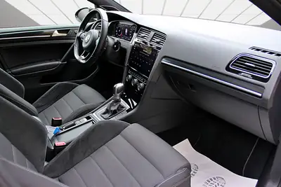 VW Golf 2.0 TSI R 4Motion DSG — Sportive 310 ch, transmission intégrale, service frais — Miniatura 13