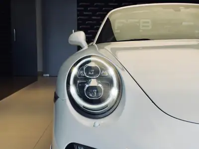 Porsche 911 Turbo S Cabrio PDK — Superbe cabriolet de prestige, 87'000 km, garantie NSA — Innenraum