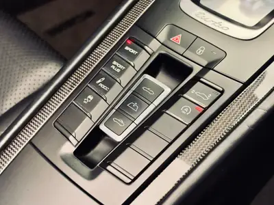 Porsche 911 Turbo S Cabrio PDK — Superbe cabriolet de prestige, 87'000 km, garantie NSA — Miniatur 20