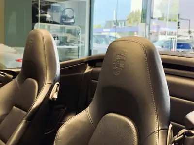 Porsche 911 Turbo S Cabrio PDK — Superbe cabriolet de prestige, 87'000 km, garantie NSA — Miniatur 23