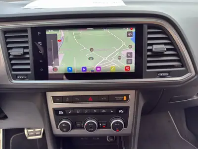 SEAT Ateca 1.5 TSI EVO DSG — SUV complet 4×4 avec attelage, sans accident — Miniatura 14