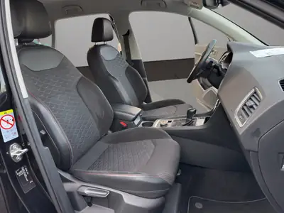 SEAT Ateca 1.5 TSI EVO DSG — SUV complet 4×4 avec attelage, sans accident — Miniatura 16