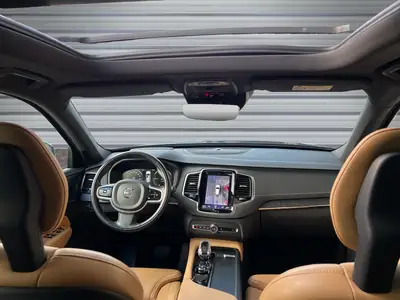 Volvo XC90 T8 eAWD Inscription — Hybride rechargeable 7 places, 83 500 km — Miniatura 10