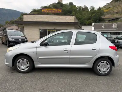 Peugeot 206+ 1.4 Trendy — Citadine fiable, entretien économique, sans sinistre — fianco