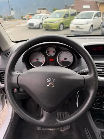 Peugeot 206+ 1.4 Trendy — Citadine fiable, entretien économique, sans sinistre — Miniatura 12