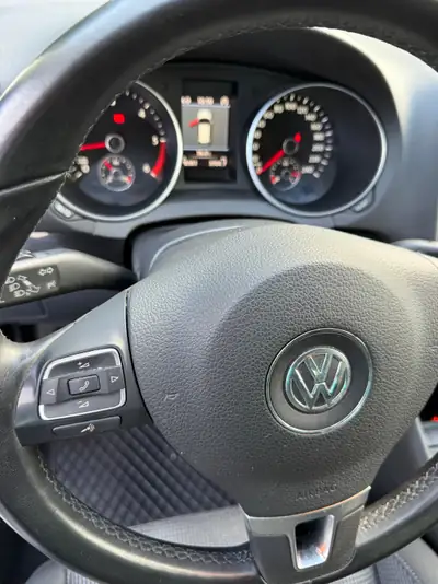 VW Golf 2.0 TDI BlueMotion — Diesel économe, 1ère main, entretien AMAG complet — Miniature 14