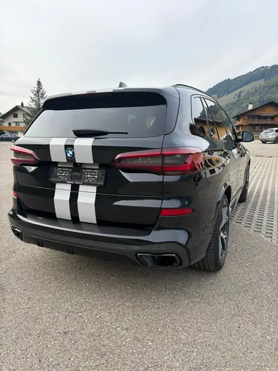 BMW X5 40d xDrive — SUV prestige diesel, état neuf et garantie constructeur — arrière
