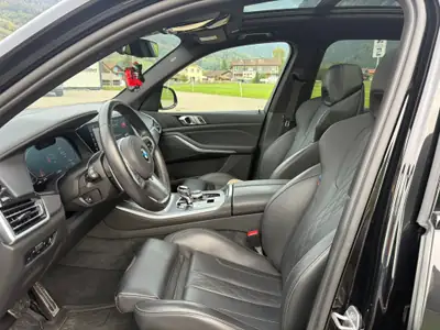BMW X5 40d xDrive — SUV prestige diesel, état neuf et garantie constructeur — intérieur