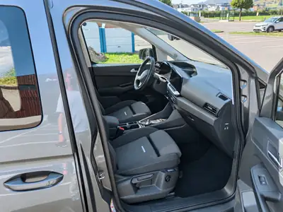 Ford GRAND TOURNEO CONNECT 2022 — Monospace spacieux, diesel économique, 53'000 km — Miniatura 17