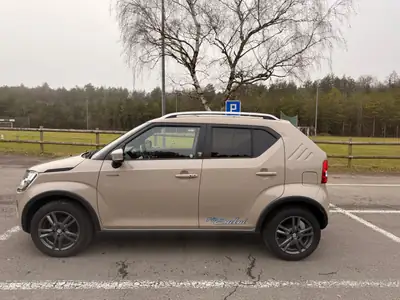 Suzuki Ignis 1.2 Compact+ Hybrid — Citadine écologique et économe, 85'000 km — Außenansicht
