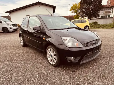 Ford Fiesta 2.0 16V ST — Sportive compacte, 150 ch et faible kilométrage — côté