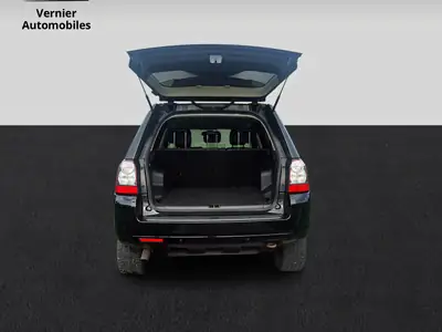 Land Rover Freelander 2.2 eD4 — SUV compact diesel robuste, très bon état — Miniature 12