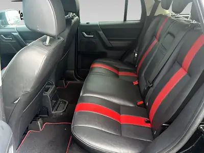 Land Rover Freelander 2.2 eD4 — SUV compact diesel robuste, très bon état — Miniature 13