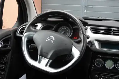 Citroën C3 1.6i 16V Automatic — Citadine fiable, entretien maîtrisé, sans sinistre — Miniature 12