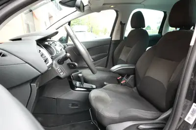 Citroën C3 1.6i 16V Automatic — Citadine fiable, entretien maîtrisé, sans sinistre — Miniature 21
