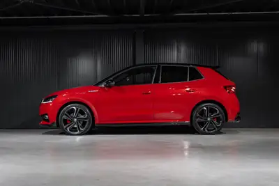 Skoda Fabia 1.5 TSI 130 DSG Monte Carlo — Citadine dynamique, quasi neuve et garantie 5 ans — Heckansicht