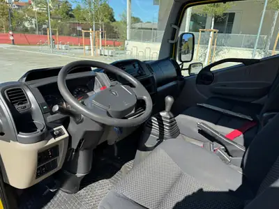 Nissan Cabstar 150ch — Utilitaire robuste diesel, 166000 km, sans sinistre — vista posteriore