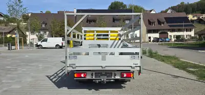 Nissan Cabstar 150ch — Utilitaire robuste diesel, 166000 km, sans sinistre — dettaglio