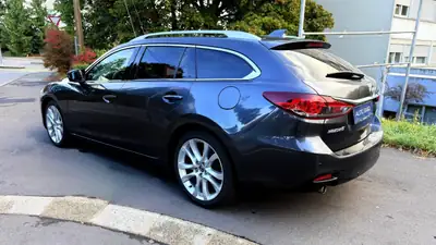 Mazda 6 Sportwagon 2.2 D — Familial diesel efficace, 127 000 km, état impeccable — tableau de bord
