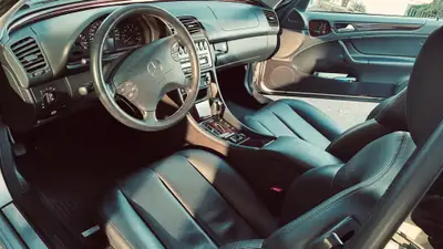 Mercedes-Benz CLK 320 V6 — Coupé sportif élégant, 83'000 km, toit ouvrant panoramique — détail