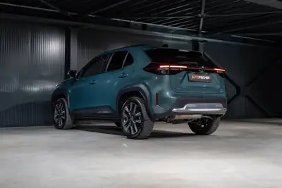 Toyota Yaris Cross 1.5 Hybrid AWD — Compact polyvalent, motricité intégrale et faible consommation — Miniatur 9
