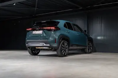 Toyota Yaris Cross 1.5 Executive 4x4 — Hybride compact, traction intégrale et faible kilométrage — Miniatur 8