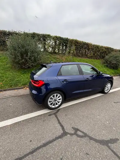 Audi A1 1.0 30 TFSI Attraction — Citadine agile et économe, faible kilométrage — arrière