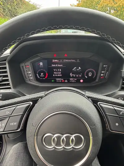 Audi A1 1.0 30 TFSI Attraction — Citadine agile et économe, faible kilométrage — vue extérieure
