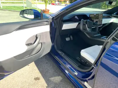 Tesla Model S 100kWh Plaid — 1266 ch, première main, Full Self-Driving inclus — dettaglio