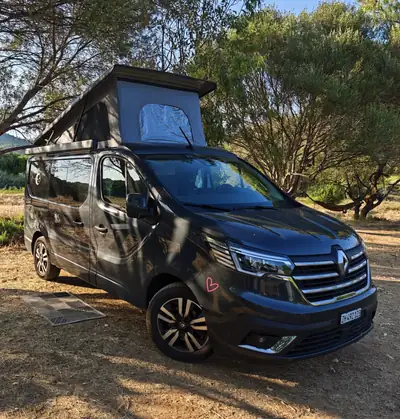 Renault Trafic Camping Bus 2.0 dCi 150 — Van aménagé pratique, 45'000 km seulement — exterior view