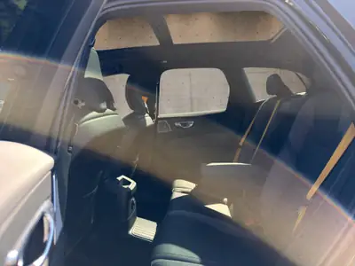 Volvo XC60 2.0 T8 Polestar eAWD — SUV hybride rechargeable haute performance, 35 000 km — Miniatura 10