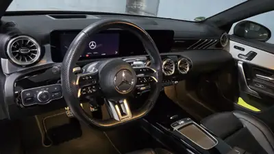 Mercedes-AMG A 35 4matic — Performance 320 ch, 44'000 km, garantie prolongée — détail