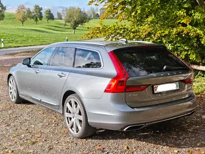 Volvo V90 2.0 D5 Inscription AWD — Break diesel premium, 120'000 km, sans sinistre — Miniatura 9