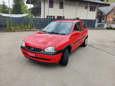 Opel Corsa 1.2i 16V Young 1999 — Citadine fiable, sans sinistre, entretien réduit — vista esterna