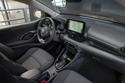 Toyota Yaris 1.5 e-CVT 2026 — Citadine hybride économique, quasi neuve — Miniatur 14