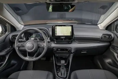 Toyota Yaris 1.5 e-CVT 2026 — Citadine hybride économique, quasi neuve — Miniatur 15
