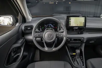 Toyota Yaris 1.5 e-CVT 2026 — Citadine hybride économique, quasi neuve — Miniatur 16