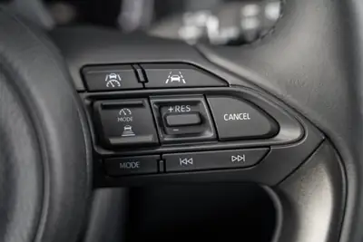 Toyota Yaris 1.5 e-CVT 2026 — Citadine hybride économique, quasi neuve — Miniatur 20