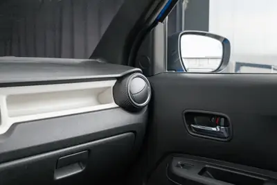 Suzuki Ignis 1.2i Compact Top Hybrid CVT — Citadine écologique et équipée, 59 950 km — Miniatura 21