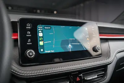 Skoda Fabia 1.0 TSI Monte Carlo DSG — Citadine dynamique, garantie 5 ans et équipements premium — Miniature 18