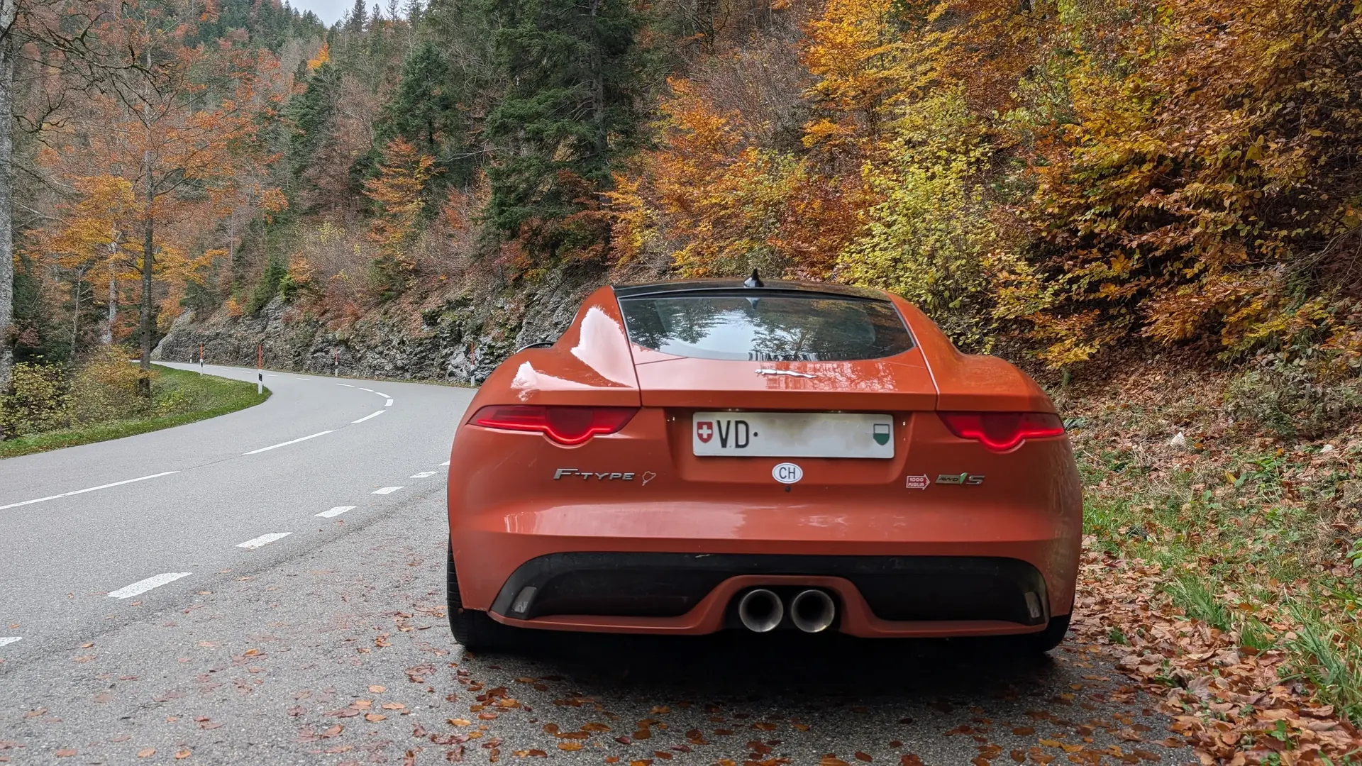 Jaguar F-Type 2016 occasion Chardonne — 2