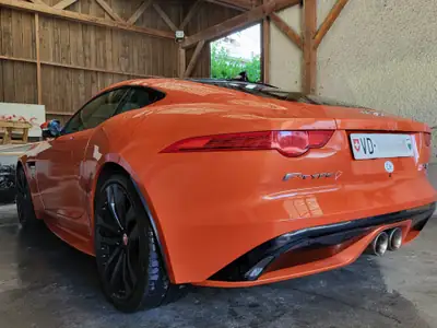 Jaguar F-TYPE 3.0 V6 S AWD — Coupé sportif orange métallisé, 380 ch et traction intégrale — Thumbnail 7