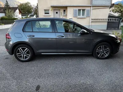VW Golf 2.0 TDI Comfortline DSG — Diesel efficace, 85 000 km, boîte auto — exterior view