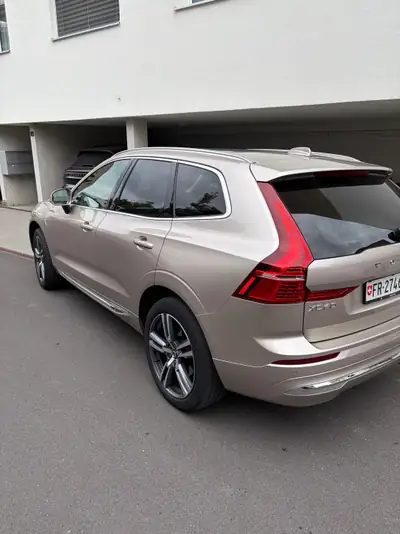 Volvo XC60 2.0 T6 TE Core eAWD — SUV hybride rechargeable, 74 500 km seulement — Detail