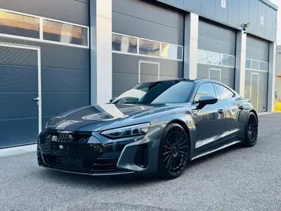 Audi e-tron GT Quattro — GT électrique haute performance, 64500 km seulement — vista esterna