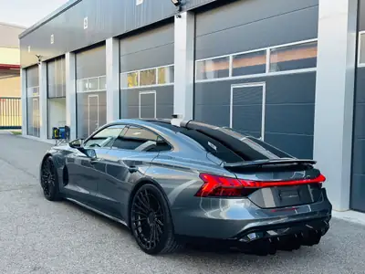 Audi e-tron GT Quattro — GT électrique haute performance, 64500 km seulement — vista posteriore