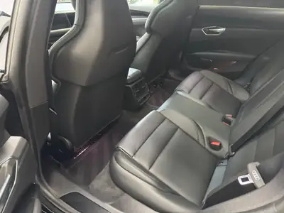 Audi e-tron GT Quattro — GT électrique haute performance, 64500 km seulement — Miniatura 7