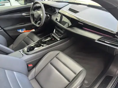 Audi e-tron GT Quattro — GT électrique haute performance, 64500 km seulement — Miniatura 10
