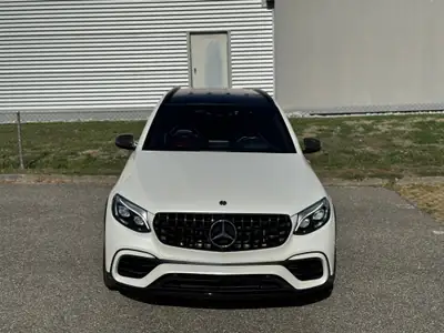 Mercedes-Benz GLC 63 AMG 4Matic — Performance SUV, 476 ch et seulement 74'500 km — Heckansicht